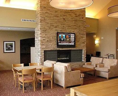 Lakeview Signature Inn Calgary Airport 3*,  Canada